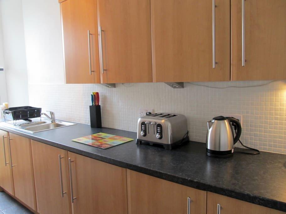 The Beatnik, Victorian Townhouse Apartment With Parking Plymouth Ngoại thất bức ảnh